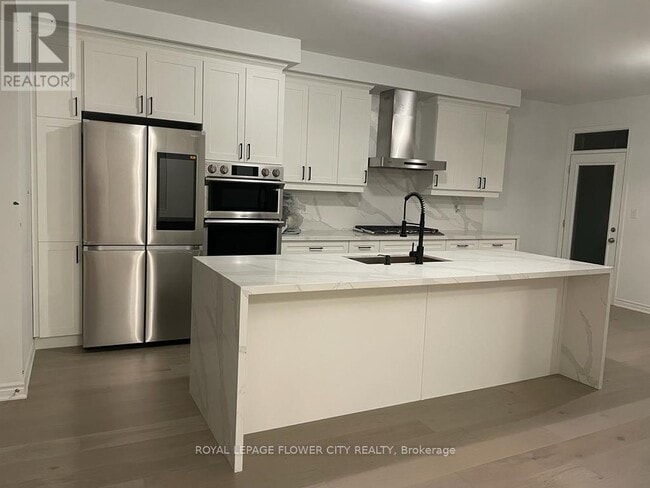 Building Photo - 3088 Paperbirch Trl