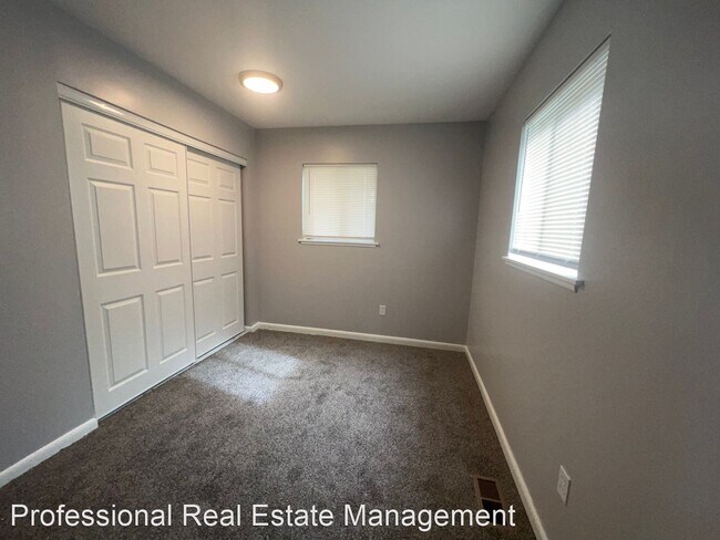 Building Photo - 3 br, 1 bath House - 614 LeMaster Avenue
