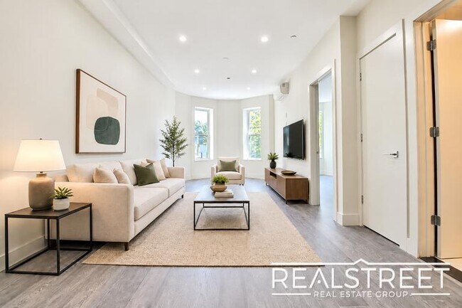 Foto del edificio - NEW 1 Bed in Prospect Park South!