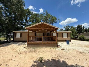 Building Photo - 16767 Oak Knoll Dr