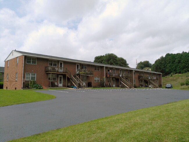 Foto del edificio - 22 Orchard Hills Dr