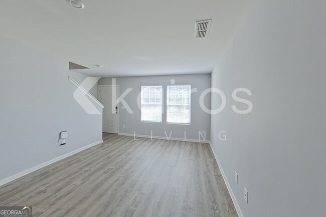 Building Photo - 2826 Jordan Ave