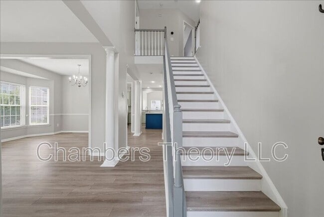 Building Photo - 42211 Marcy Way