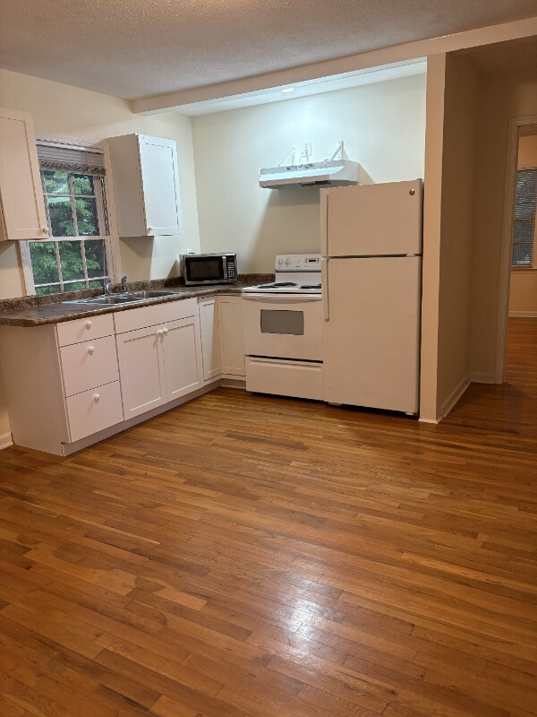 Foto principal - 919 Wooten Lake Rd NW