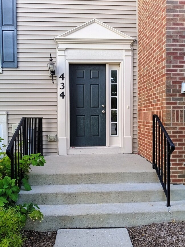 Foto del edificio - 434 Town Center Blvd