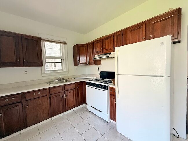 Foto del edificio - 296 Crestview Pl