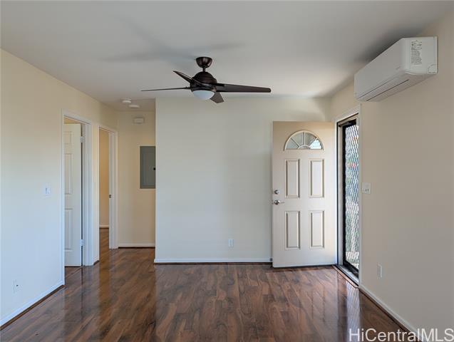 Building Photo - 1543 Pele St