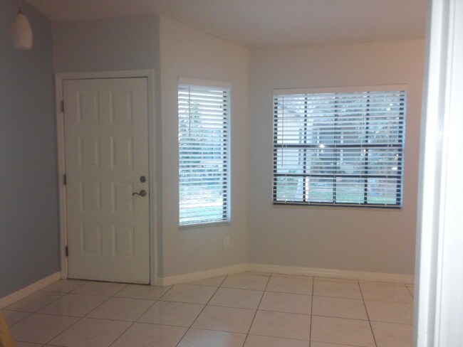 Building Photo - 4514 Nettle Creek Ct