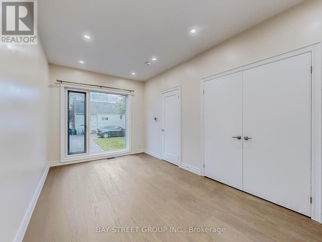 Photo du bâtiment - 378 Drewry Ave