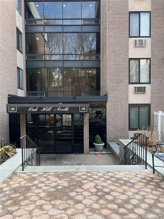 128 Colonial Pkwy Unit 1H, Yonkers, NY 10710 Condo for Rent in