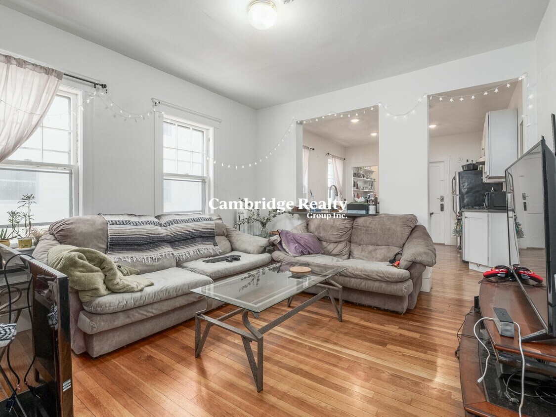 Foto principal - 99 2nd St