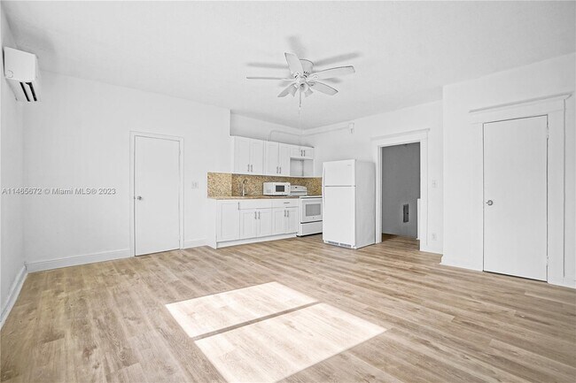 Foto del edificio - 1926 SW 9th St
