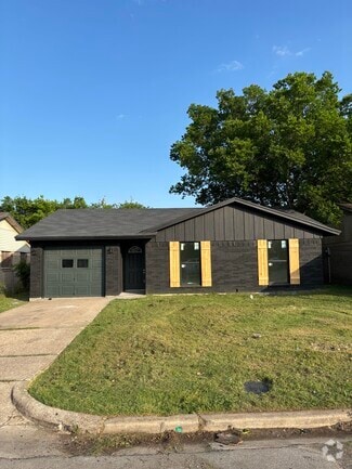 Building Photo - 936 Duty Ave
