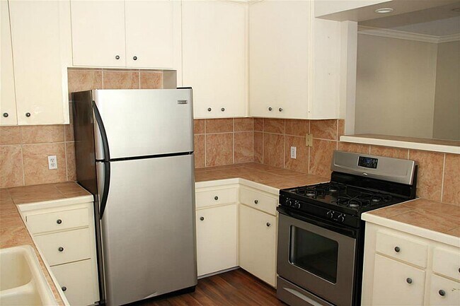 Foto del edificio - 1220 Ashland St