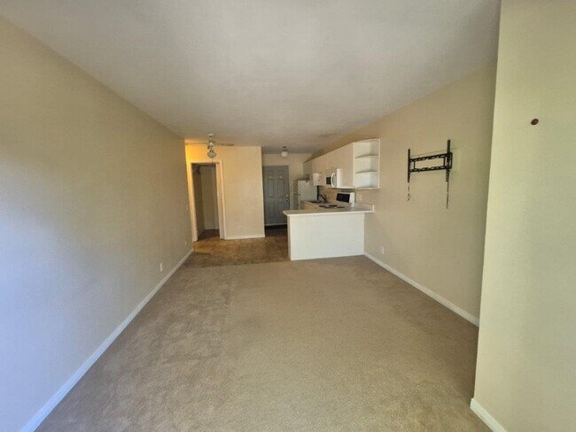 Photo du bâtiment - COZY 1-BEDROOM YOU DON'T WANT TO MISS OUT ON!