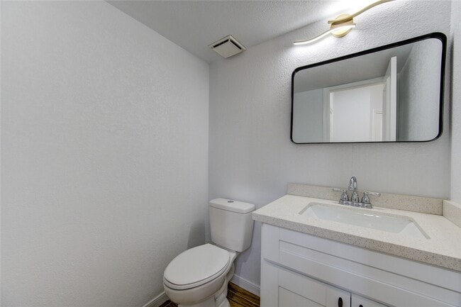 Foto del edificio - 16026 Rustic Sands Dr