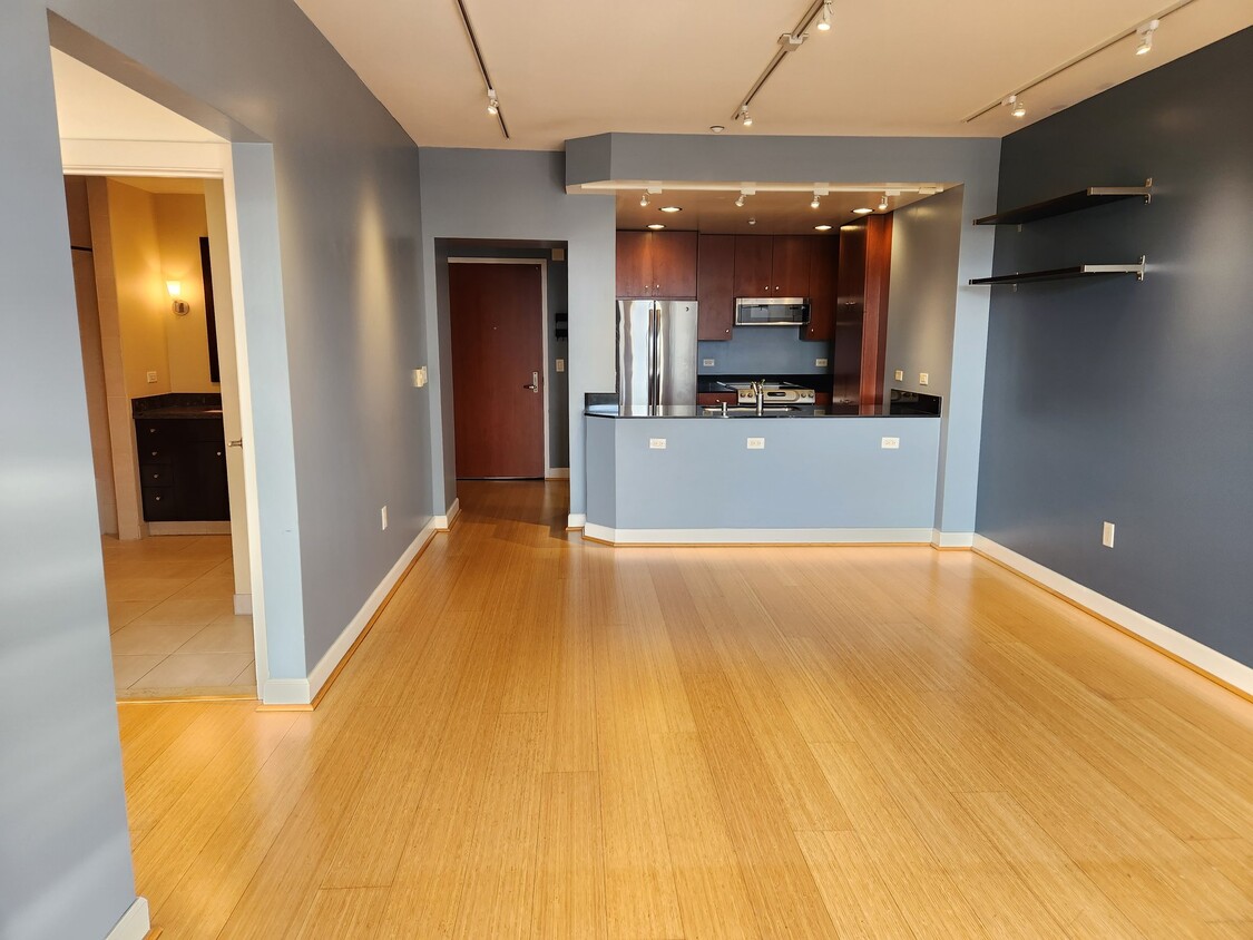 Photo - 585 9th St (Oakland, CA)