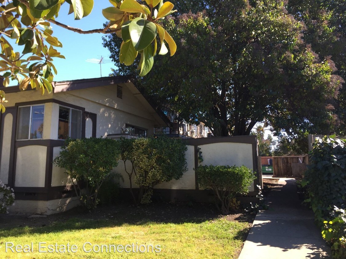 Primary Photo - 3222 Landess Ave