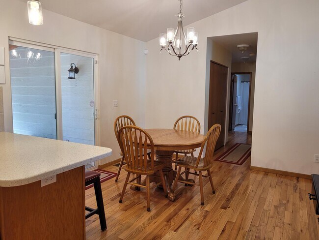 Foto del edificio - 2895-2843 43rd Ave