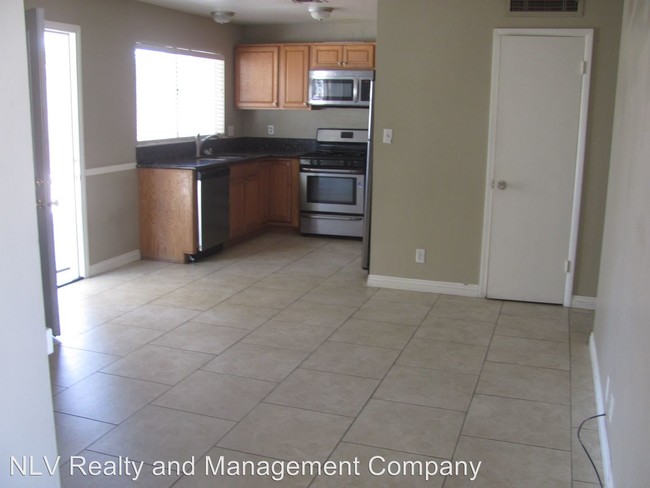 Building Photo - 4 br, 2.5 bath House - 4269 Skyview Dr.