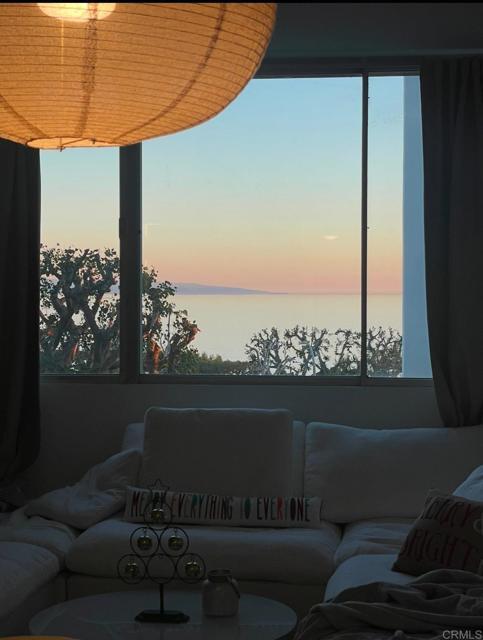 Foto del edificio - 17352 W Sunset Blvd