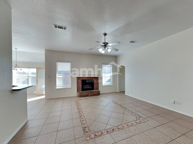 Foto del edificio - 1620 Northview Dr