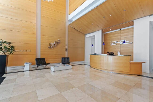 Foto del edificio - 350 NE 24th St