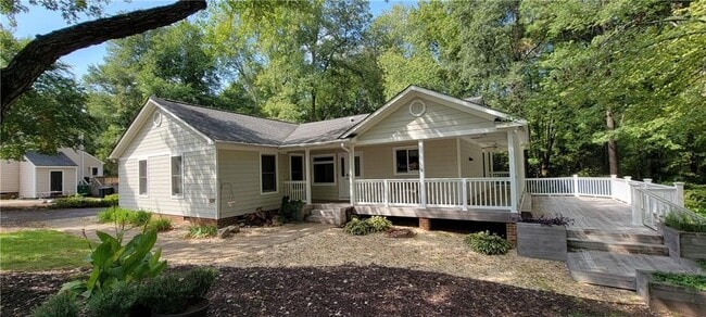 Building Photo - 5210 Fairlake Ln