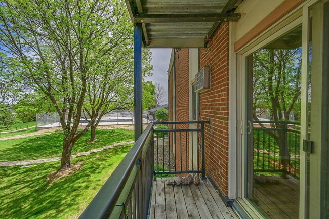 Photo - $1,340.95 - 1 Bed, 1 Bath Condo in Denver with In Unit Laundry!