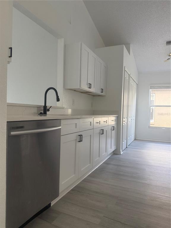 Foto del edificio - 12605 Midpointe Dr