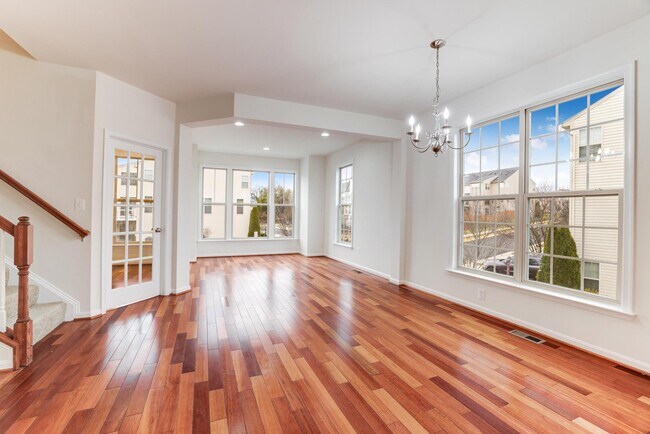 Foto del edificio - 42639 Chisholm Dr