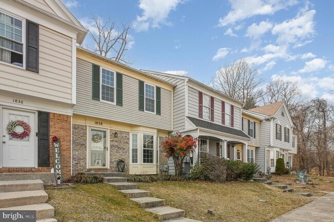 Building Photo - 1838 Oxford Square