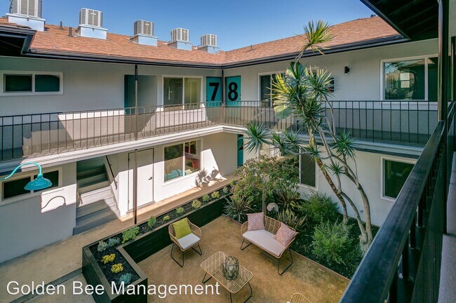Building Photo - 7916-7920 Crenshaw Blvd