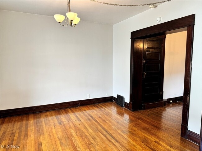 Building Photo - 110 S 8th St