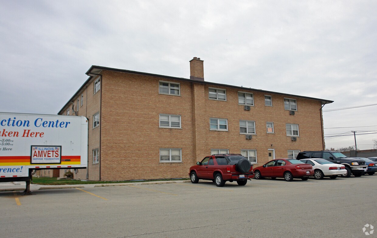 Building Photo - 7323 W 79th St