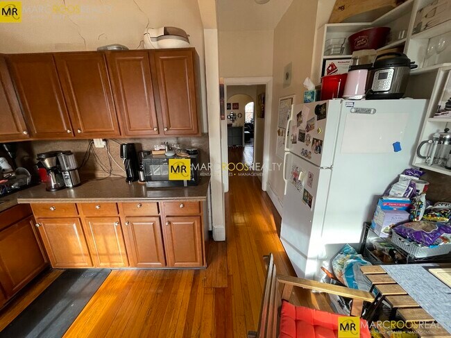 Building Photo - 1490 Beacon St