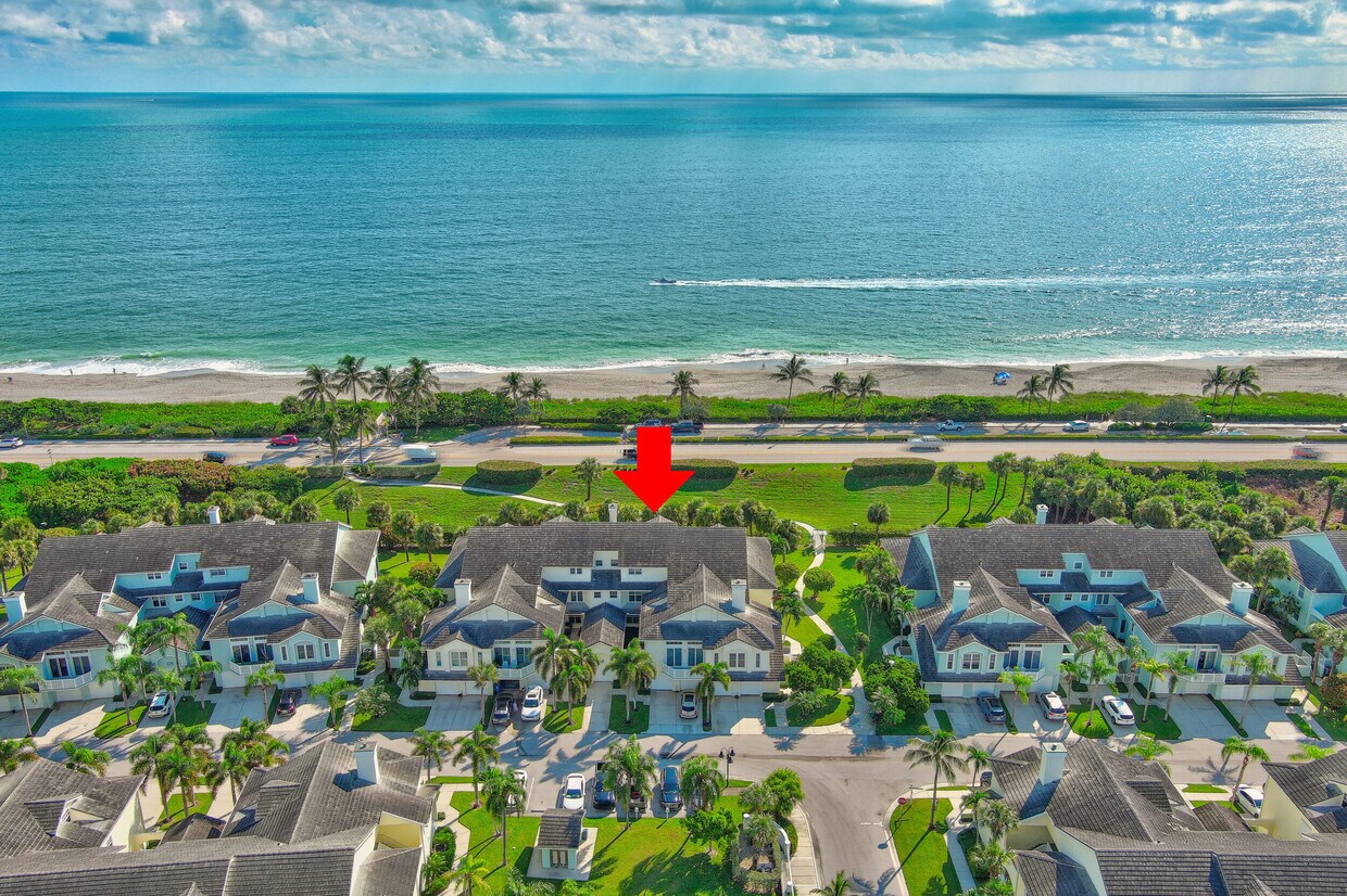 Primary Photo - 406 Mainsail Cir