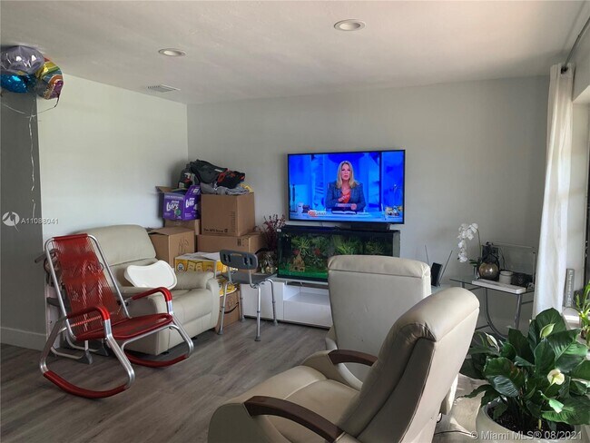 Building Photo - 4510 SW 102nd Ct