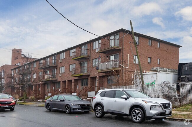 Foto del edificio - 2214-2226 Kimball St