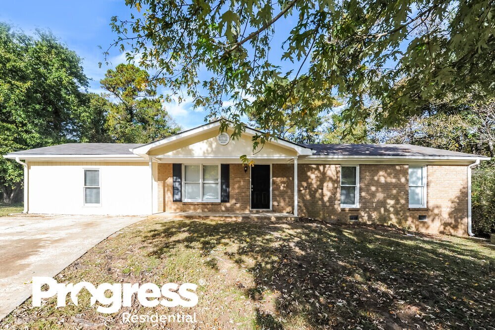 1338 W Stoneybrook Dr, Douglasville, GA 30134 House for Rent in
