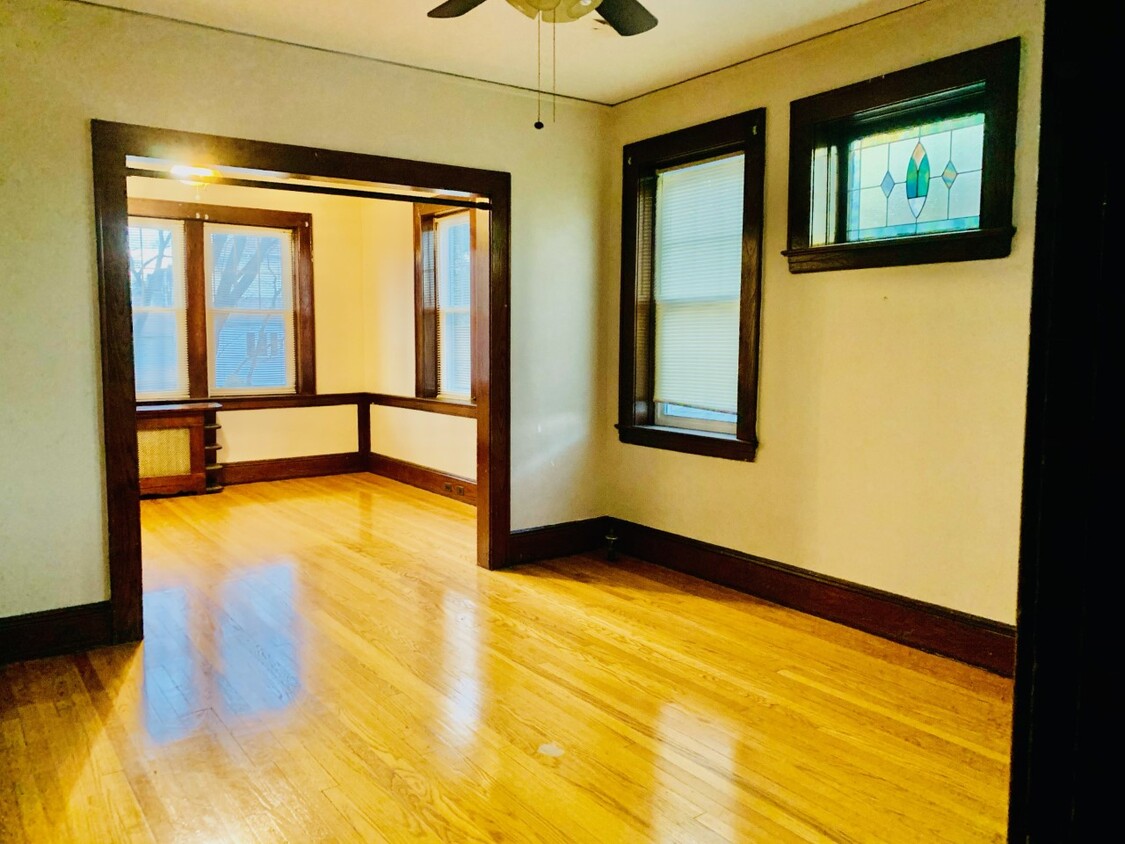 living room/dining room - 5 Cloverhill Pl