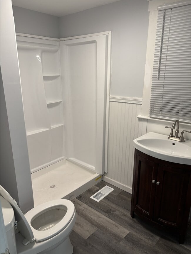 Building Photo - 154 North St