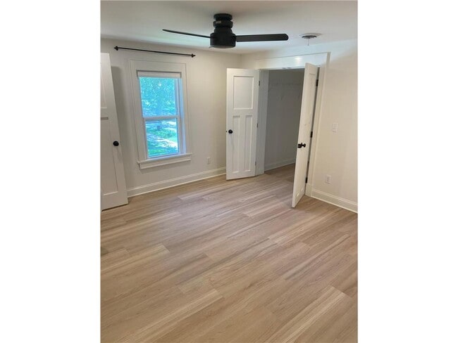 Foto del edificio - 2302 6th St NE
