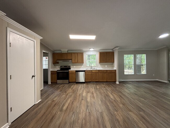 Foto del edificio - 3371 Greensboro Rd