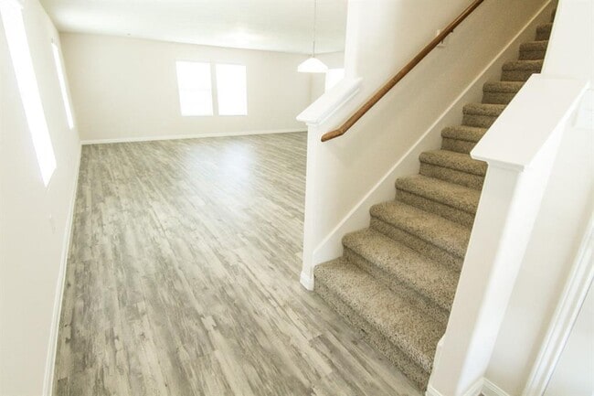 Foto del edificio - 957 Park Ridge Ct