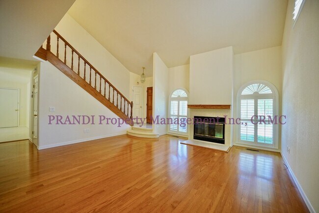 Foto del edificio - Available Now!  3 Bedroom San Rafael Home