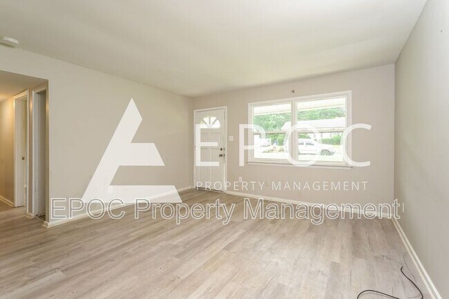Foto del edificio - 4114 Carnation Dr