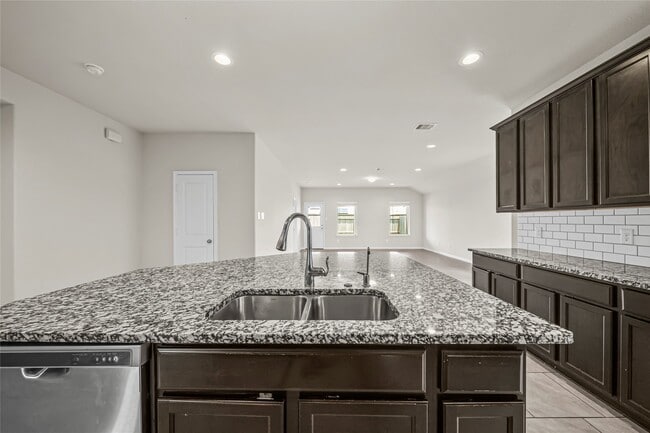 Building Photo - 29618 Juntti Park Ct