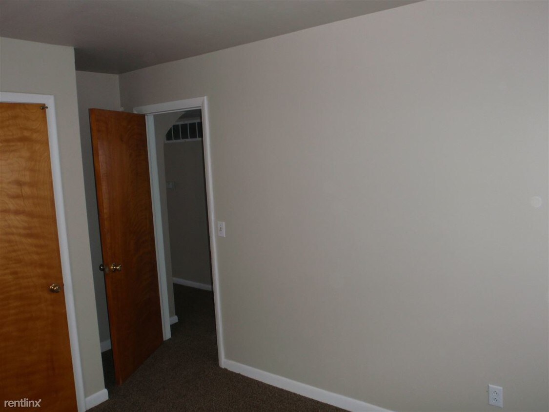 Primary Photo - 627 Lenawee St