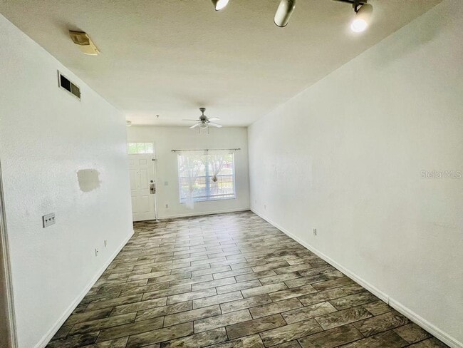 Building Photo - 2215 San Vittorino Cir